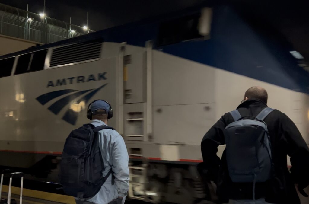 サンフランシスコからポートランドまで電車泊